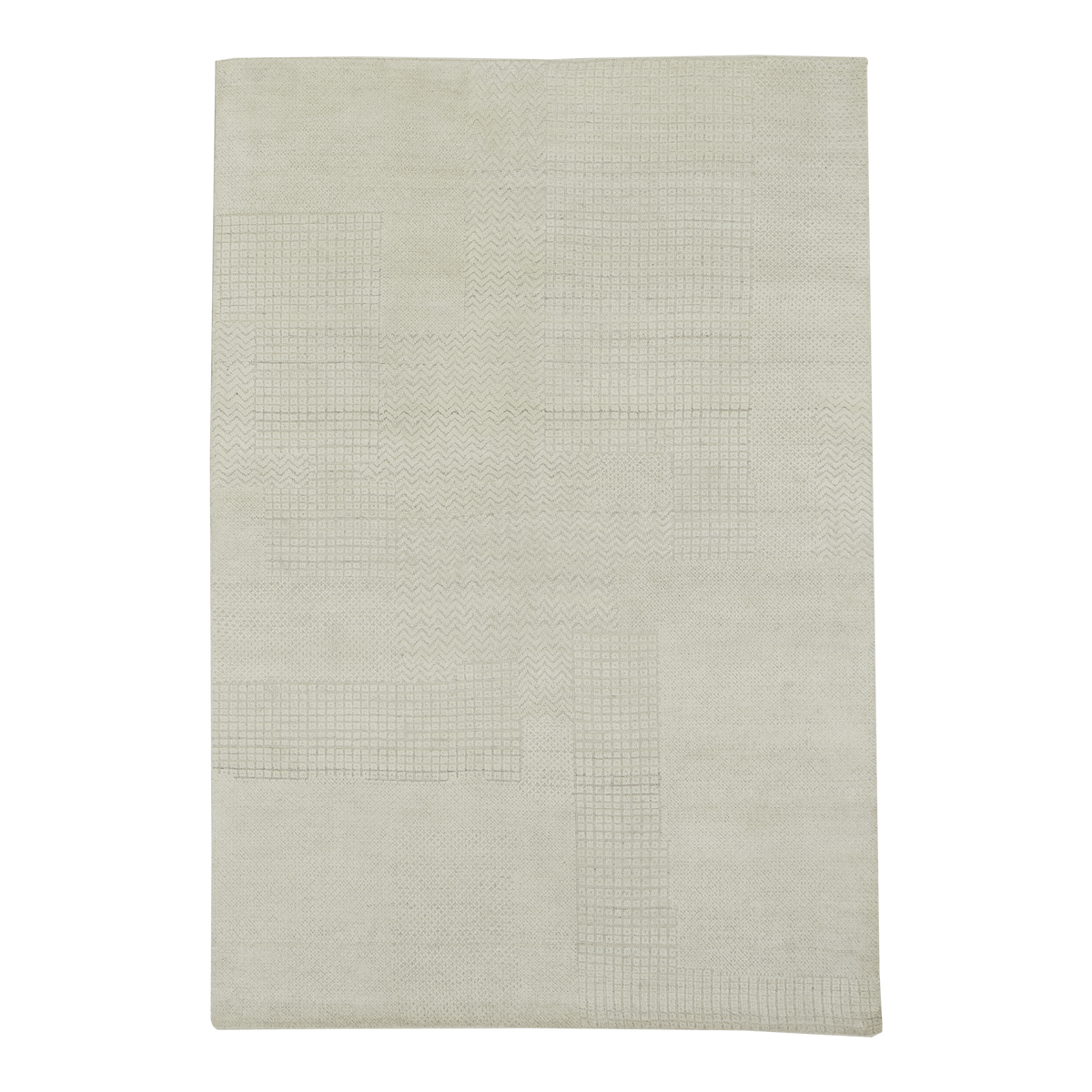 At Mkt, we believe rug design is a fine balance of modernity and tradition.
