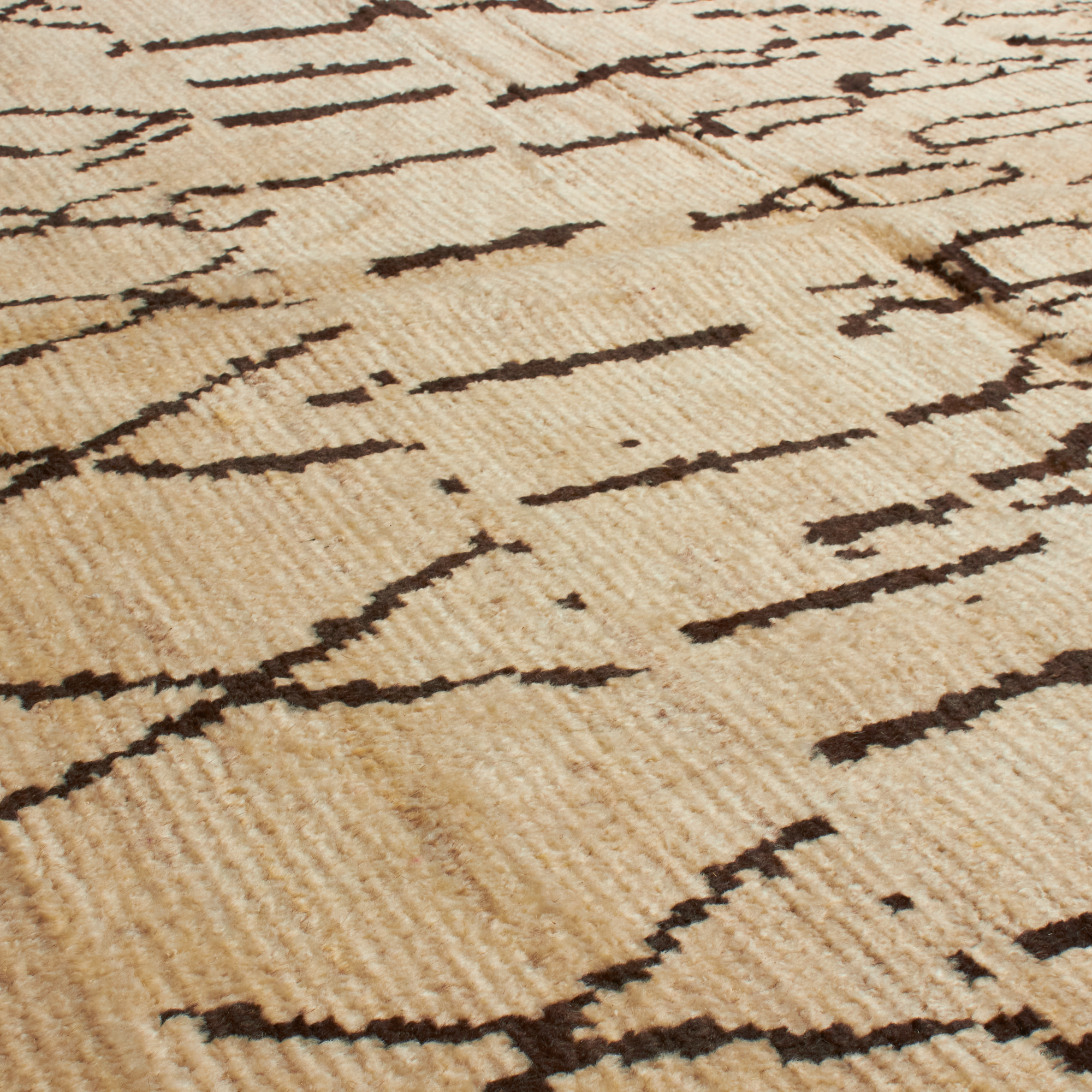 Esin Ivory/Brown